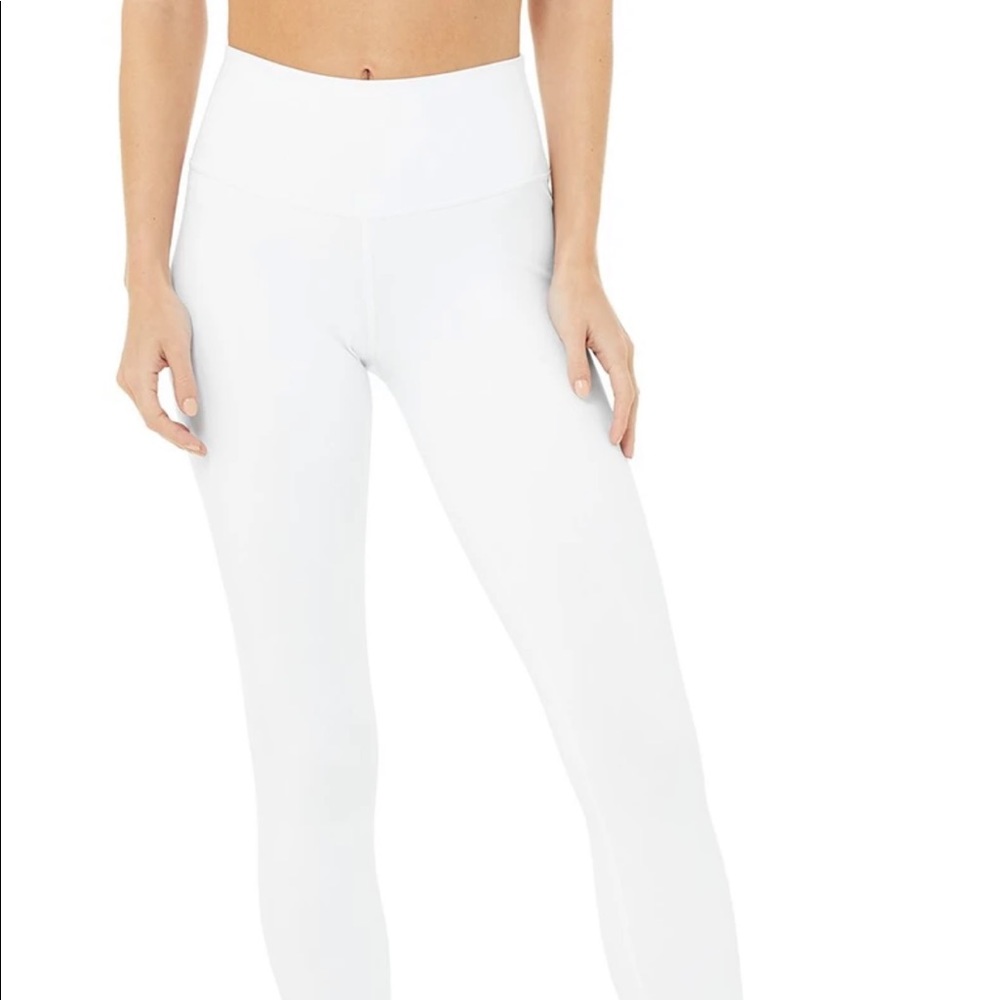 Alo Yoga — High-Waist Airbrush Legging (S)